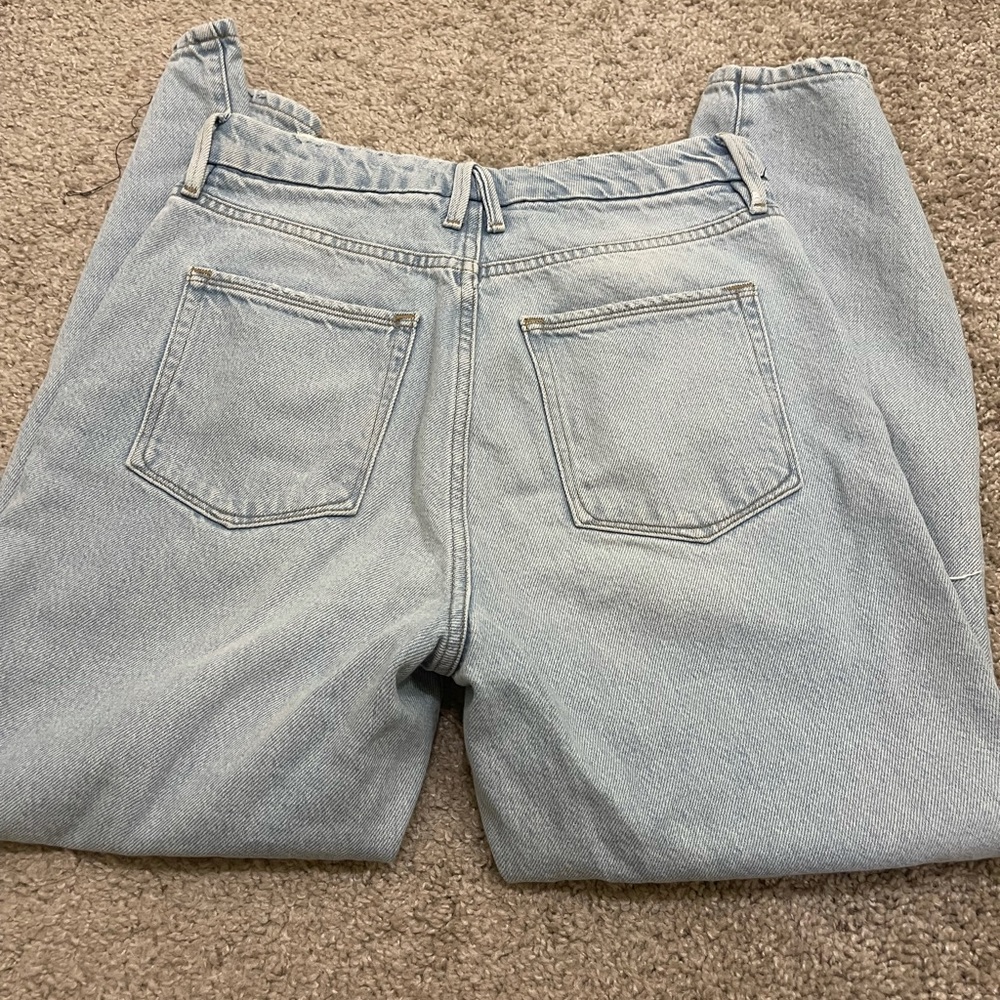 Good American Good Vintage High Rise Jeans - Picture 10 of 14